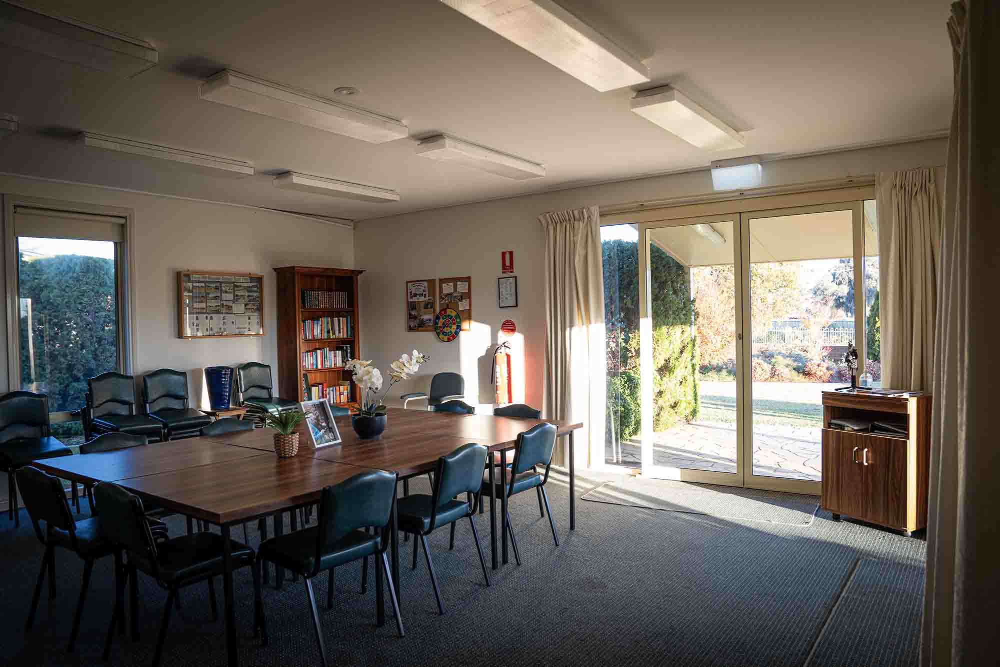 RF RL ILU Murray Gardens Court Intro 7